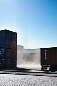 The Future of Regional Dry Van Trucking: Trends and Insights by HMDTrucking